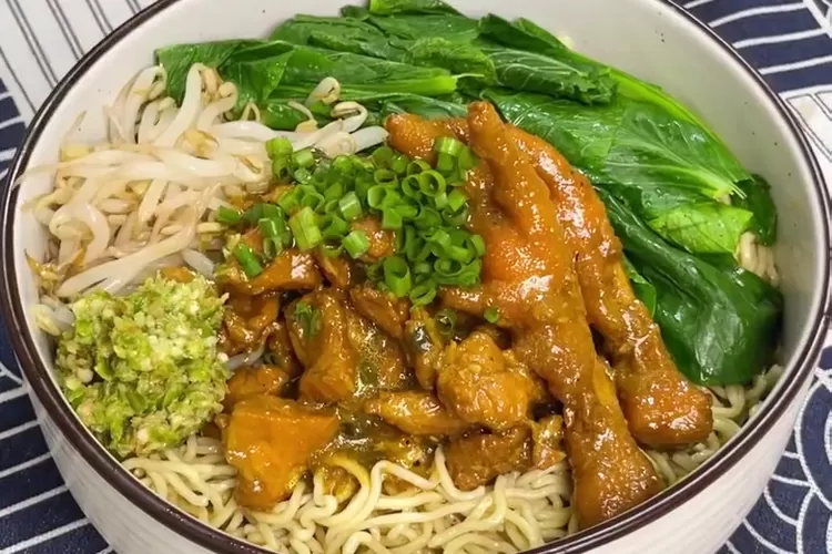 Resep Mie Ayam Kampung Yang Rasanya Enak Mirip Penjual Gerobakan Wajib