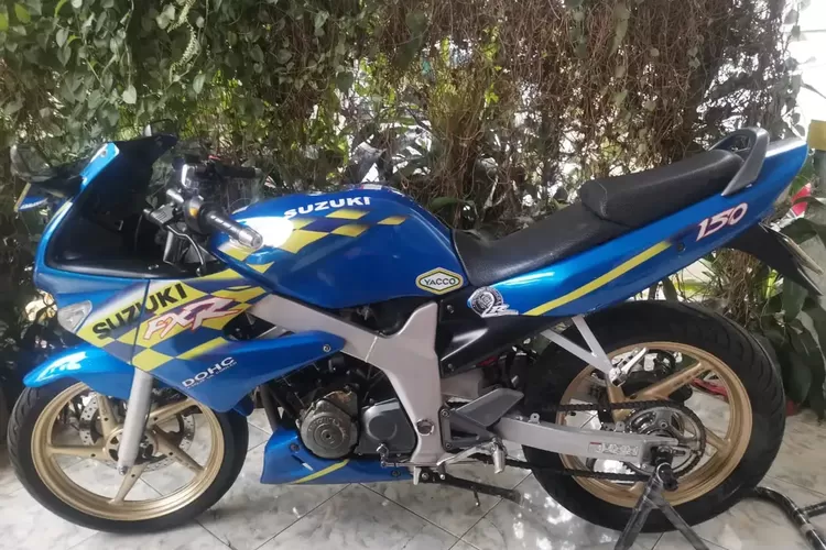 Motor suzuki fxr deals 150cc