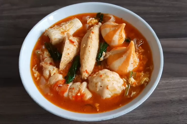 SUPER ENAK! Resep Dan Cara Membuat Seblak Bakso Seafood, Makanan Yang ...