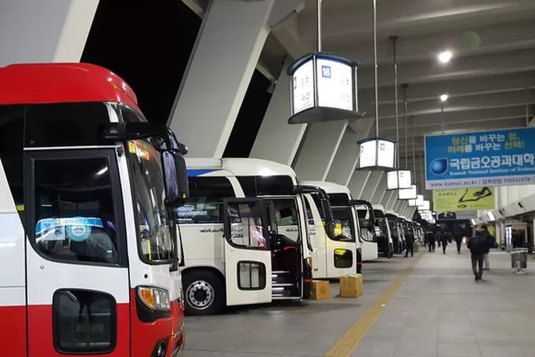 Keren Sih! Inilah 5 Terminal Bus Megah Dan Mewah Di Indonesia. Salah ...