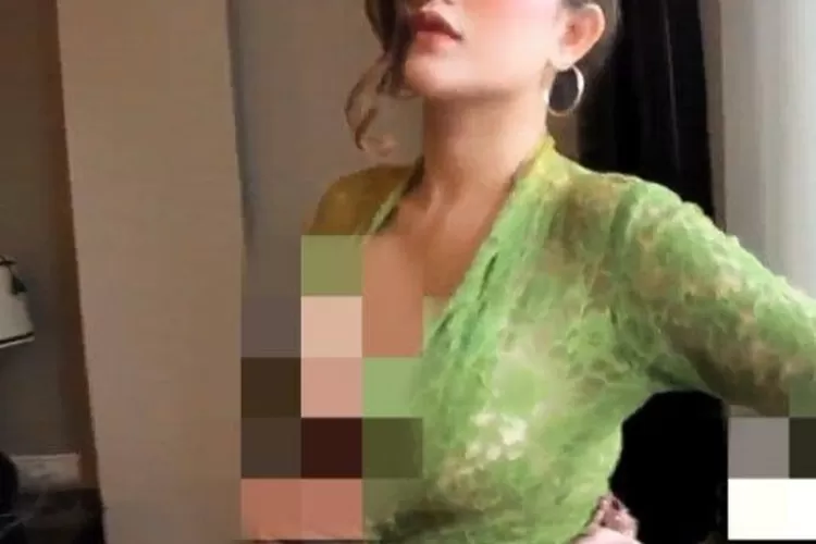Viral Link Video Kebaya Hijau, Porno Tak Pakai BH - Harian Haluan