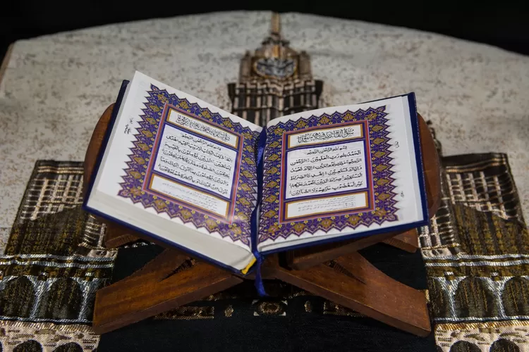 Al Quran Surah Al Asr, lengkap dengan tulisan Arab, Latin dan Terjemahan