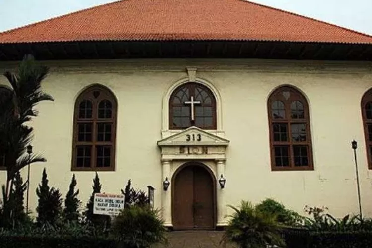 Gereja Sion, Salah Satu Gereja Tertua di Indonesia yang Masih Aktif Hingga Saat Ini