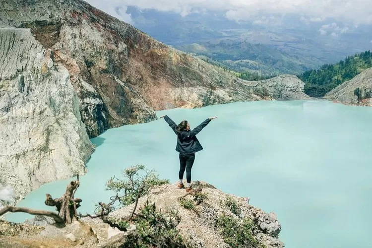 trip kawah ijen dari jakarta