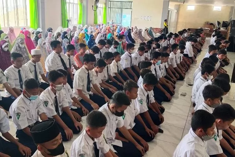 Tata Cara Sholat Yang Baik Dan Benar - Dunia Anak Indonesia