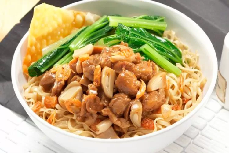 Resep Mie Ayam Bakso Cocok Buat Anak Kost dan Ide Jualan - Koran Saku