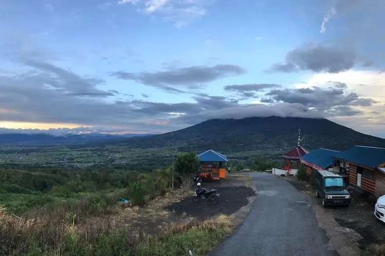 Segudang pesona yang cocok untuk tempat refreshing di Puncak Kabun, wisata alam di Sumatera Barat (Instagram @puncak_kabun)