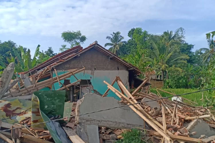 Gempa Bumi Susulan Cianjur Lagi Lagi Sering Menerjang Bupati Herman