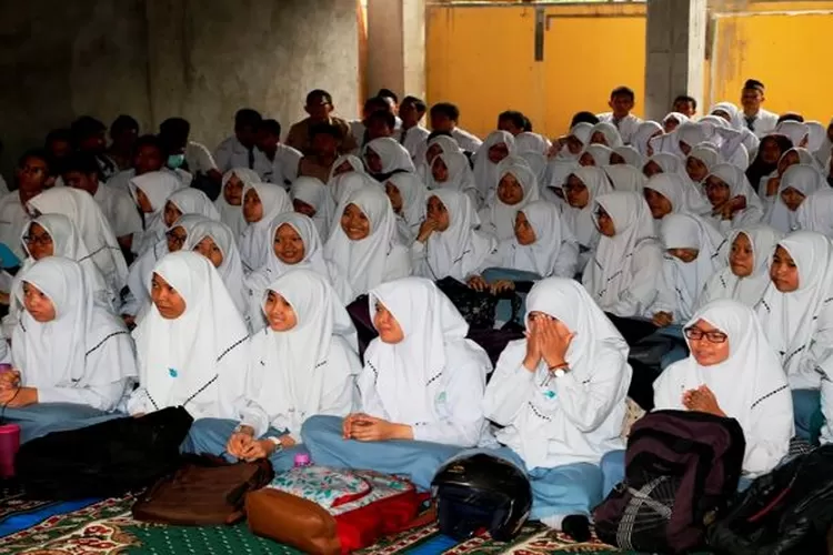 Dana Bos Madrasah Swasta 2023 Rp 4 Triliun Segera Dicairkan Cek Rinciannya Suara Merdeka 7611