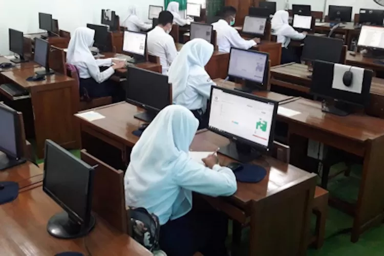 soal essay sejarah kelas 10 kurikulum merdeka