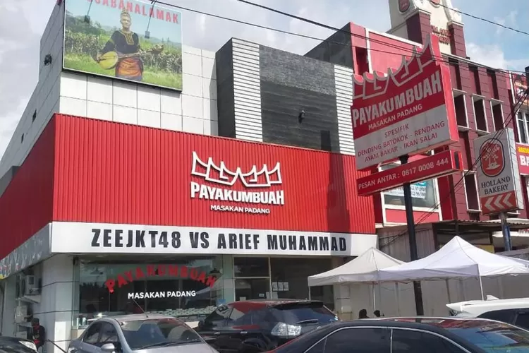 Keren abis! Rumah Makan Padang Payakumbuah milik Arief Muhammad tembus