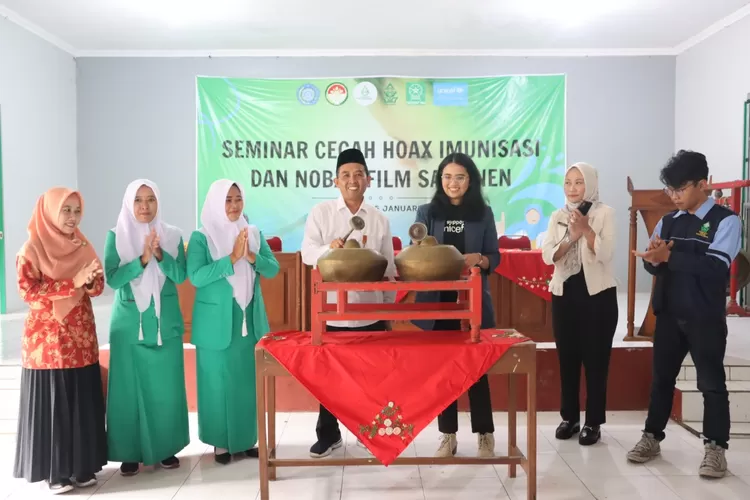 Peduli Kesehatan  Fatayat NU Jateng adakan Seminar dan Nonton Film SAWANEN (Dok. SMOL.ID)