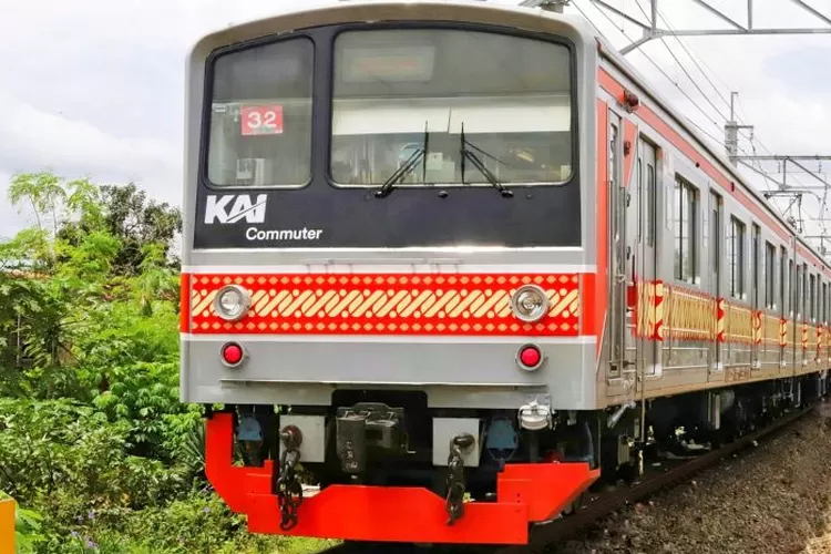 KRL Lintas Bogor Terlambat Akibat Adanya Gangguan Sinyal, Ini Kata PT KAI Daop 1