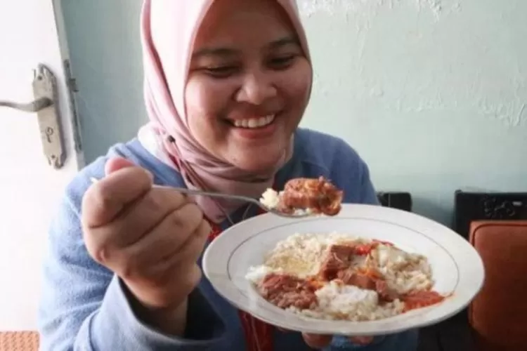 Berkunjung Ke Malang Tidak Sah Jika Belum Mampir Ke Kuliner Semur