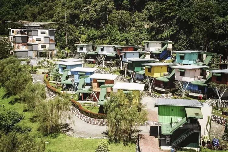 JSI Resort Megamendung, Staycation dengan Kamar Unik Berbentuk Container, Tawarkan Sensasi Offroad Seru (Instagram @jsiresort)