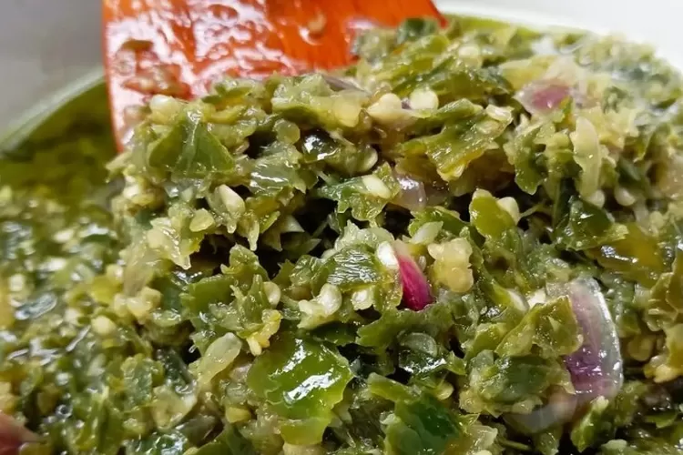 Resep sambal ijo khas Padang, menu penambah nafsu makan (Instagram @co.vie)