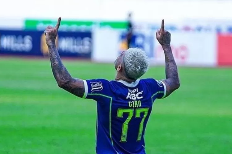 2 Gol Ciro Alves Bawa Persib Kudeta Persija dari Puncak Klasemen