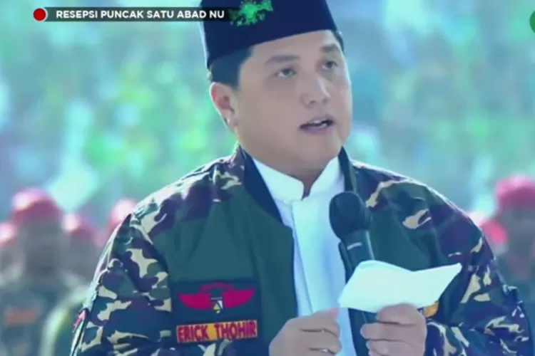 Memberi Sambutan Ketua Panitia Pelaksana Harlah Satu Abad Nu Berikut