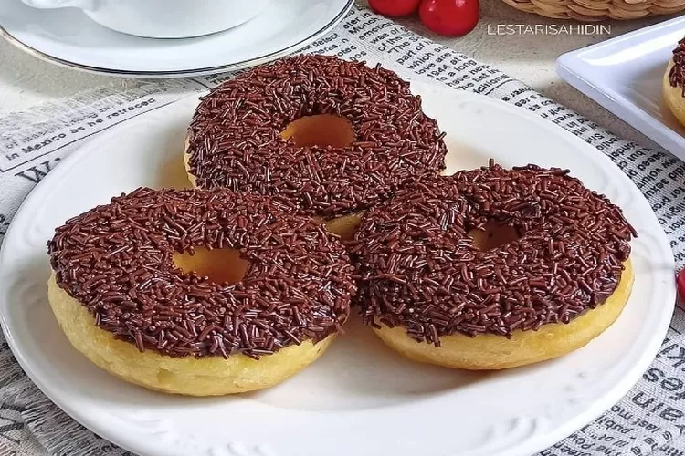 Resep Donat Meses Klasik Empuk Lembut Bikin Nagih, Bahan Sederhana ...