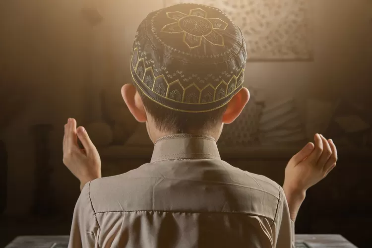 Sholat tengah malam bikin keinginanmu cepat dijamah, inilah doa tahajud