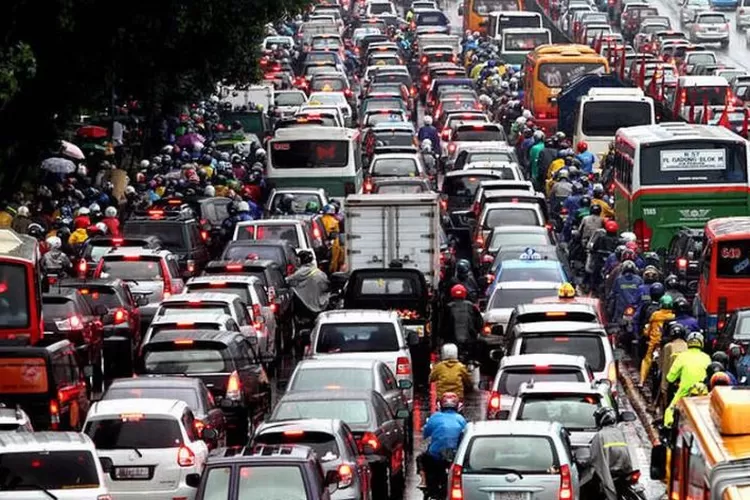 Ini Fenomena Macet Mudik Paling Buruk Sepanjang Sejarah Di Indonesia Kelaparan Hingga Korban 3482