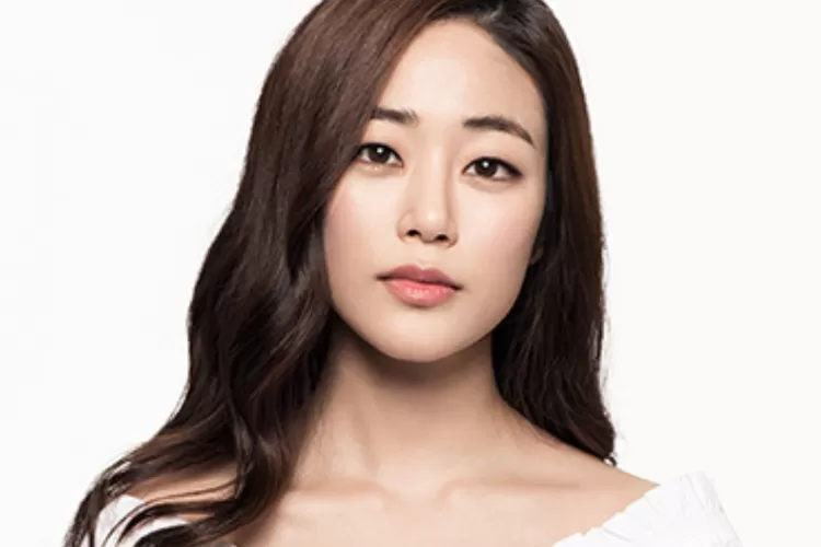 Aktris Kim Hyo Jin Akan Menjadi Lawan Main Park Eun Bin Dalam Drama Diva Of The Deserted Island 1516