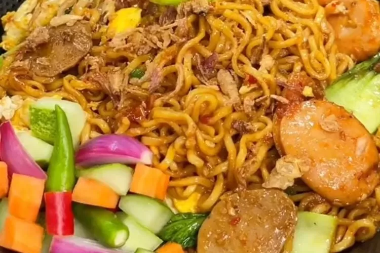 Resep Mie Tektek Indomie Goreng - Food