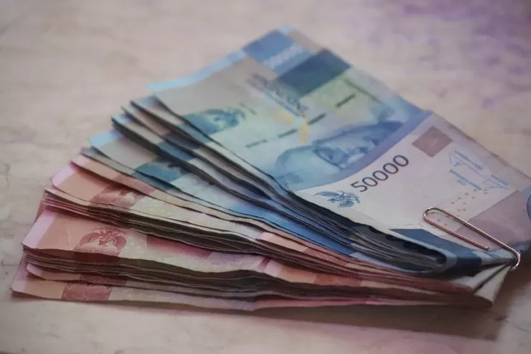 Bansos PIP Kemdikbud Rp 1 Juta Cair November 2023. Segera Cek Nama Siswa Penerima Bantuan (unsplash.com)