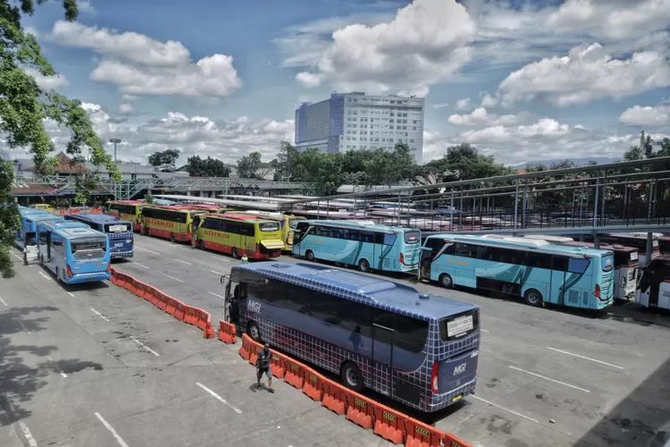 Geruduk Pengusaha Bus, Dishub Bandung Barat Temukan 3 Kendaraan Tak ...