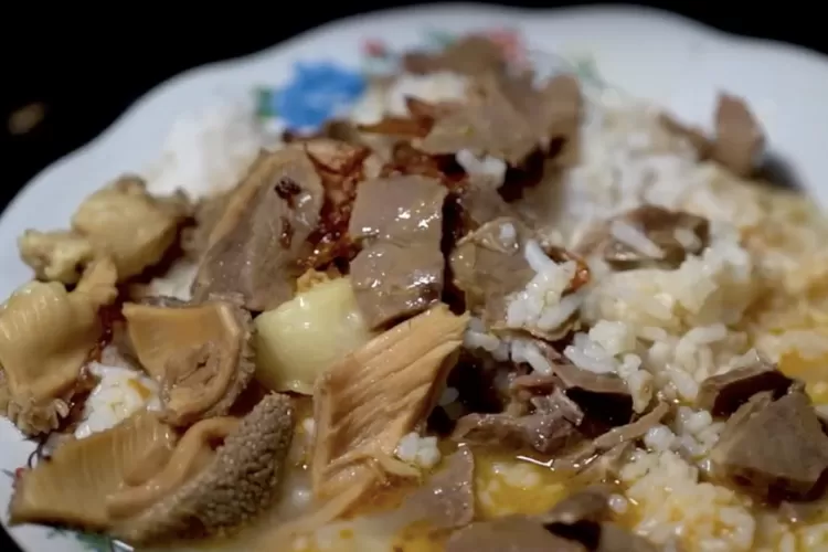 Tempat Kuliner Malam Terbaik Jakarta, Dari Gulai Lezat Hingga Konsep Unik di Thamrin 10 Food and Park (Foto/kilas/Tangkapan Layar MGDALENAF)