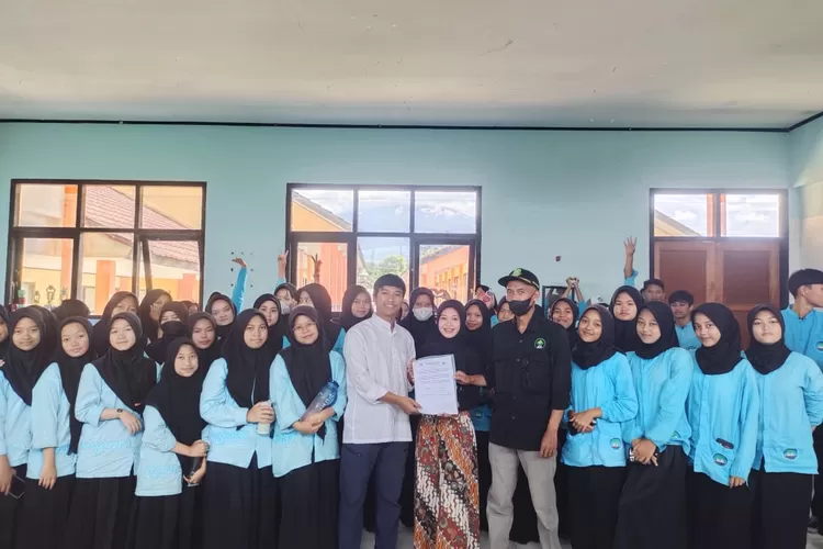 SMK Persada Kota Sukabumi Gandeng Dinas Lingkungan Hidup Wujudkan ...