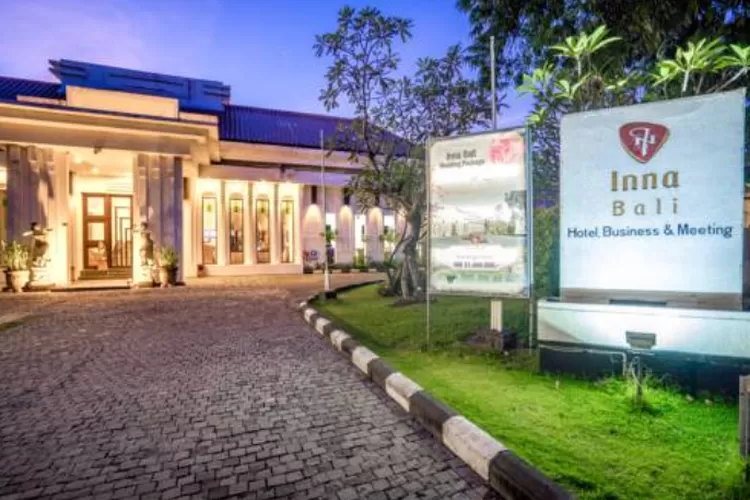 Kemewahan Dan Artisitektur Klasik Hotel Inna Bali Heritage, Bangunan ...