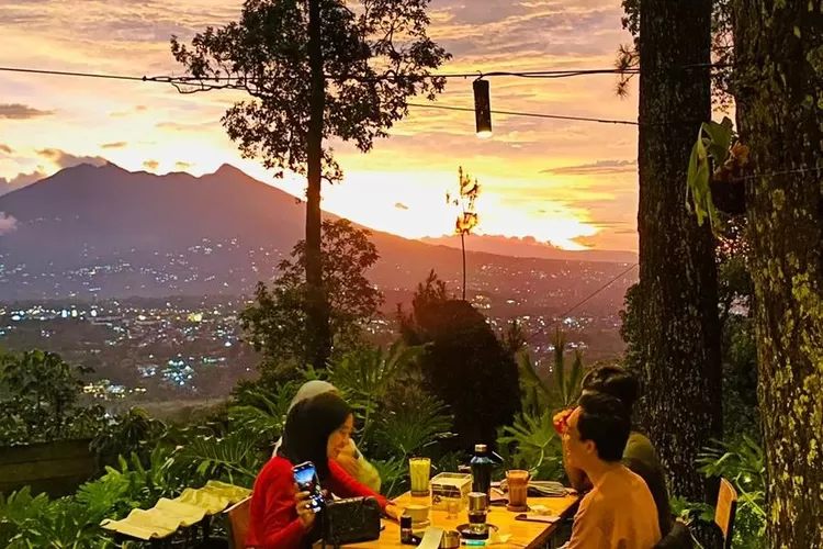 5 Cafe Di Bogor Yang Lagi Hits, Tempat Nongkrong Dengan View Bagus Dan ...