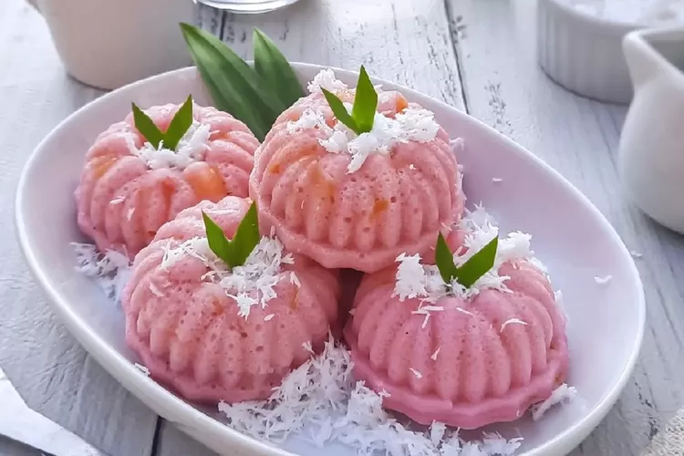 Resep Kue Apem Paling Lembut Dan Empuk, Bikinnya Simpel Banget. Pecinta ...