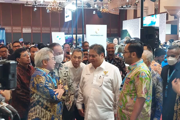 Pameran Otomotif GJAW 2023 Resmi Dibuka Menko Airlangga Hartarto - Hops ID