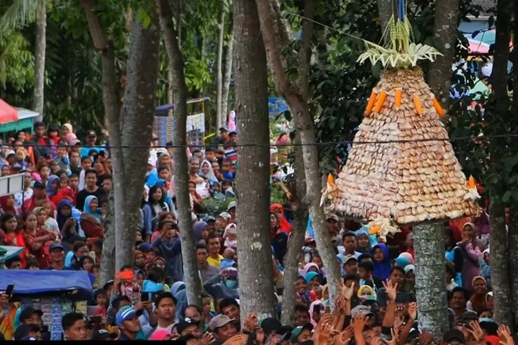 7 Tradisi Unik Di Indonesia Sambut Bulan Suci Ramadhan ! - Urban Garut