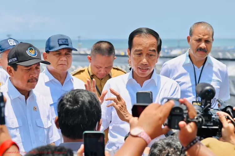 Resmikan Tambak Udang Senilai Rp175 Miliar Di Kebumen, Presiden Jokowi ...