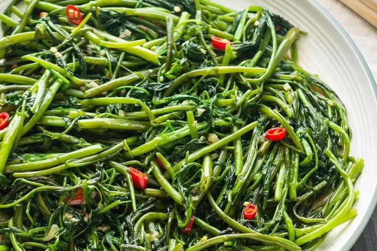 Manfaat dan kandungan yang ada di sayur kangkung (instagram.com/wokandkin)