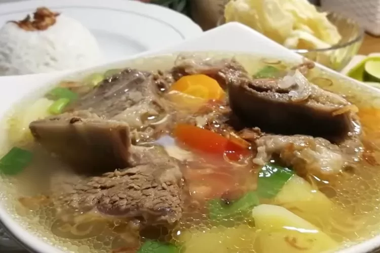 Resep Sup Iga Sapi Spesial, Cara Membuat yang Lezat dan Gurih dengan Bumbu Rahasia Ini!