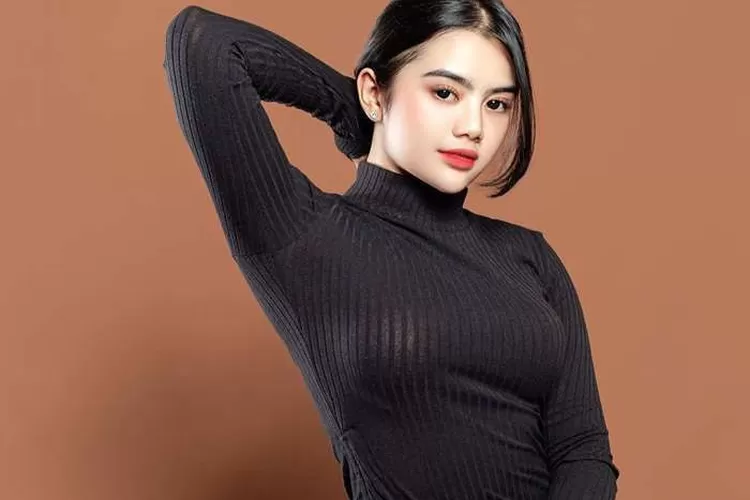 Siapa Itu Fbyana? Ini 5 Fakta Menarik YouTuber Cantik Yang Jadi Idola ...