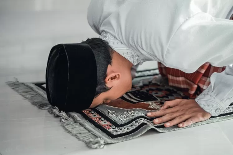 Doa Penarik Rezeki Setelah Sholat Dhuha Lengkap Arab Latin Dan