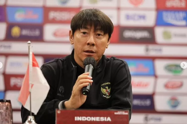 Shin Tae Yong Diajak Mundur Pasca Indonesia Dicoret dari Tuan Rumah Piala  Dunia U20: Tinggalin Aja Coach - Mengerti