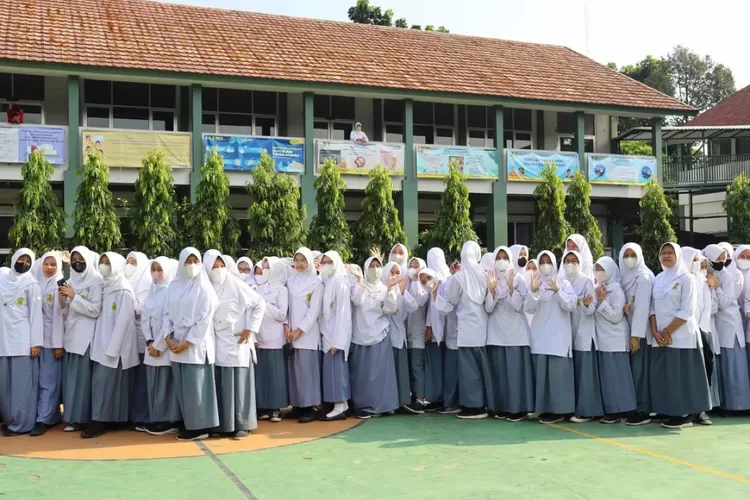 Inilah 7 SMA Terbaik Di Kota Bogor, Waduh Peringkat Pertama Bukan SMAN ...