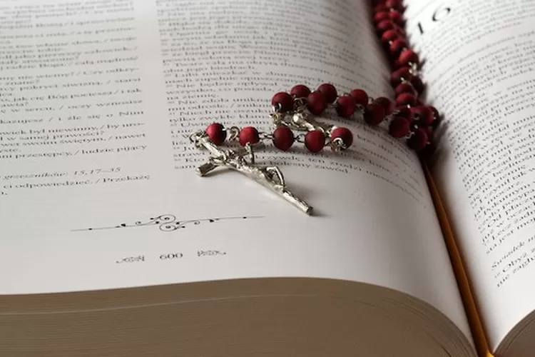 Teks Misa Katolik Minggu 15 Januari 2023 Lengkap Bacaan Injil dan