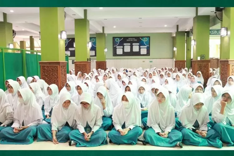 Top 5 Madrasah Aliyah Terbaik Di Jawa Tengah, Masuk 100 Besar Rangking ...