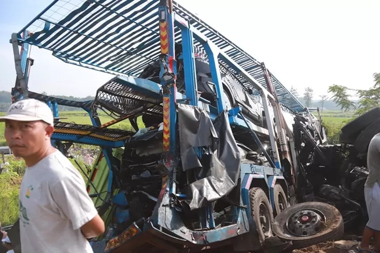 Bertambah, Korban Kecelakaan Beruntun Di Tol Semarang-Solo Jadi 8 Orang ...