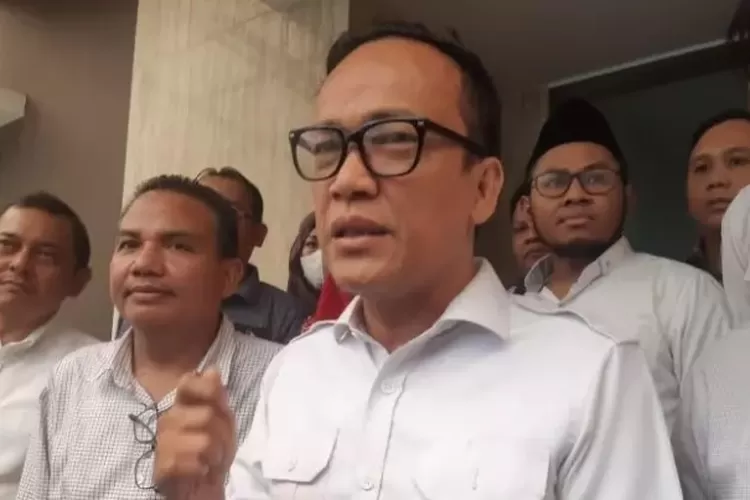 Ganjar Capres Kurang Menggoda, Immanuel Ebenezer Tetap Teguh Dukung ...