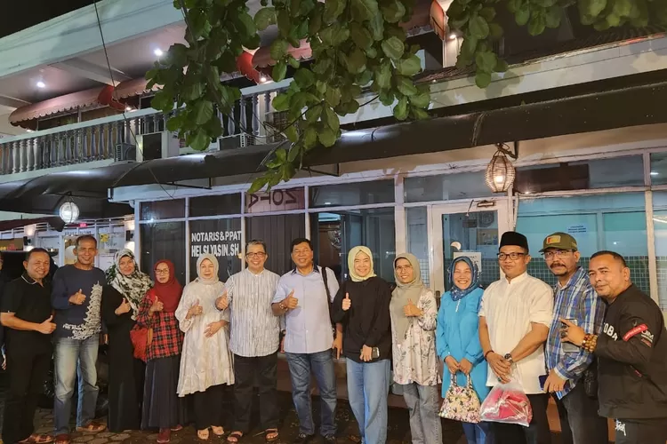 Ayooo Sanak Lapeh Taragak Awak Dengan Tokoh Alumni Hukum UNAND - Cakrawala