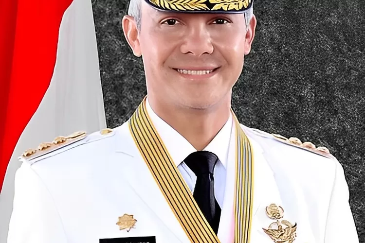 Profil Biodata Ganjar Pranowo Mulai Dari Agama, Organisasi Hingga No WA ...