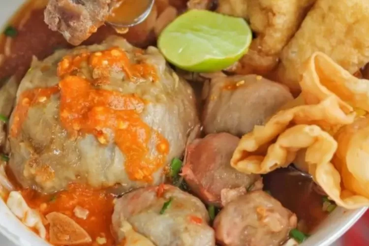 Serbu Bareng Keluarga 5 Rekomendasi Tempat Makan Bakso Terenak Di Kota